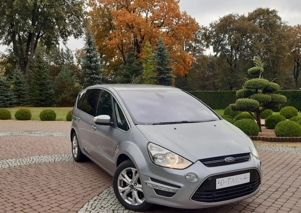 Ford S-Max cena 37777 przebieg: 230000, rok produkcji 2012 z Dobra małe 254